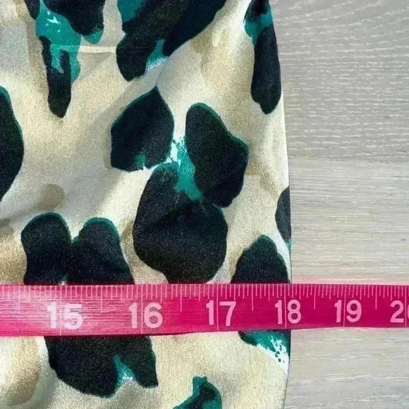 Satin leopard print cowl midi dress | PLT pretty little thing sz 8 - Picture 6 of 9